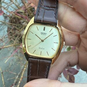 1986 Seiko Dolce Quartz
GHA case (Hard Titanium Nitride Coated)